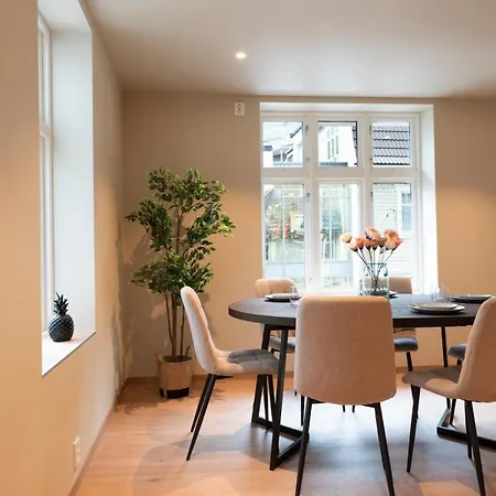 I Sentrum Apartamento Odda